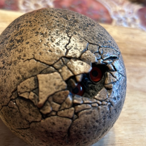 Windstone Editions Dragon Hatchling Egg with Red Dragon Eyes 👀 1994 Pena Vintage - Picture 12 of 13